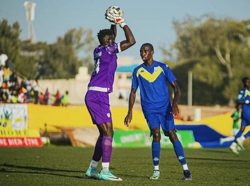 Cheikh Lo Ndoye, gardien de but du Jaraaf, marque une saison exceptionnelle en Ligue 1 avec 14 clean sheets, dont 9 récents