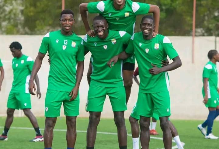 Le Jaaraf de Dakar se prépare à jouer contre le Stade de Mbour.