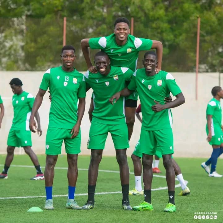 Le Jaaraf de Dakar se prépare à jouer contre le Stade de Mbour.