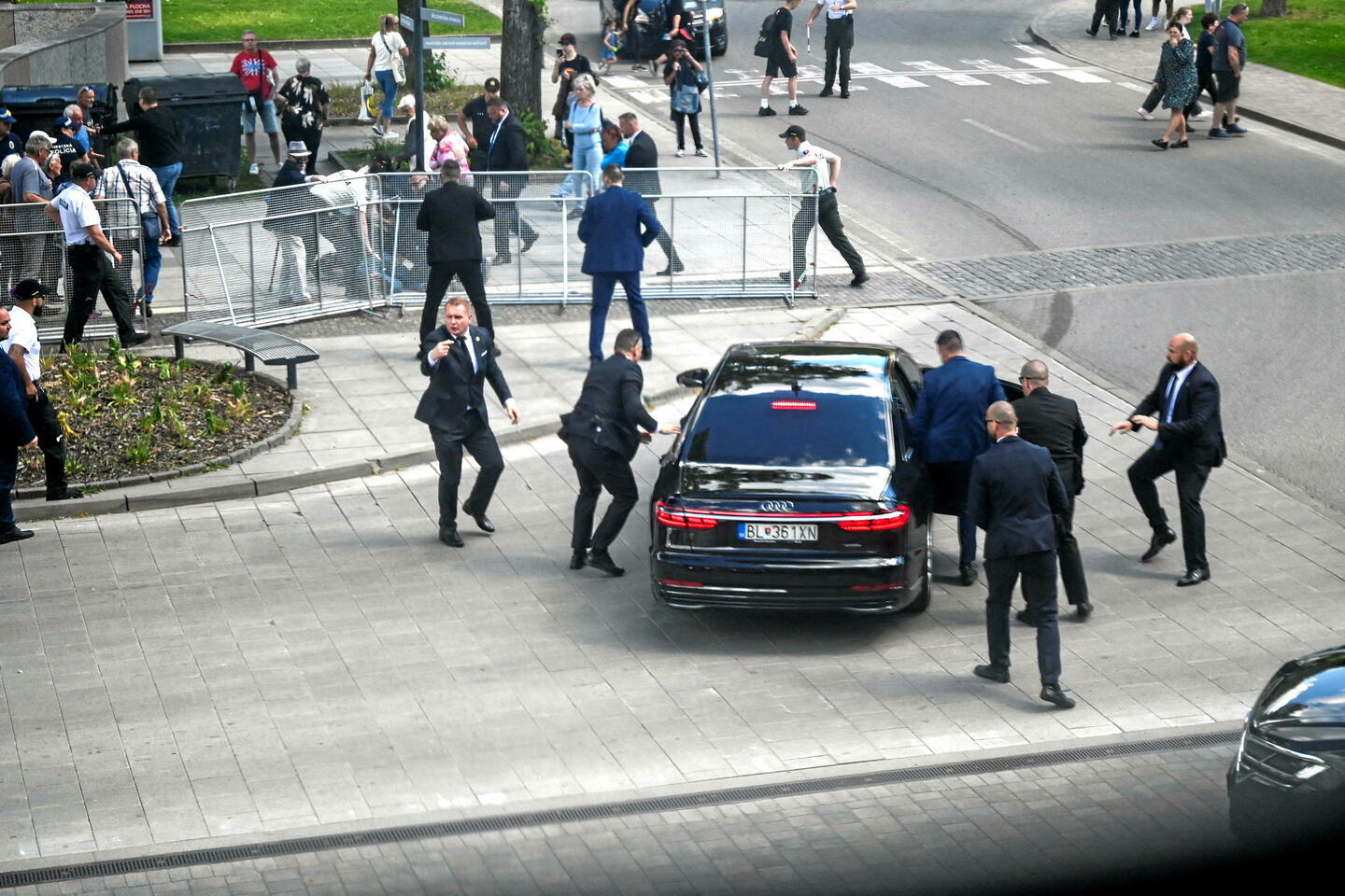 La tentative d’assassinat du Premier ministre slovaque Robert Fico le met en grave danger.