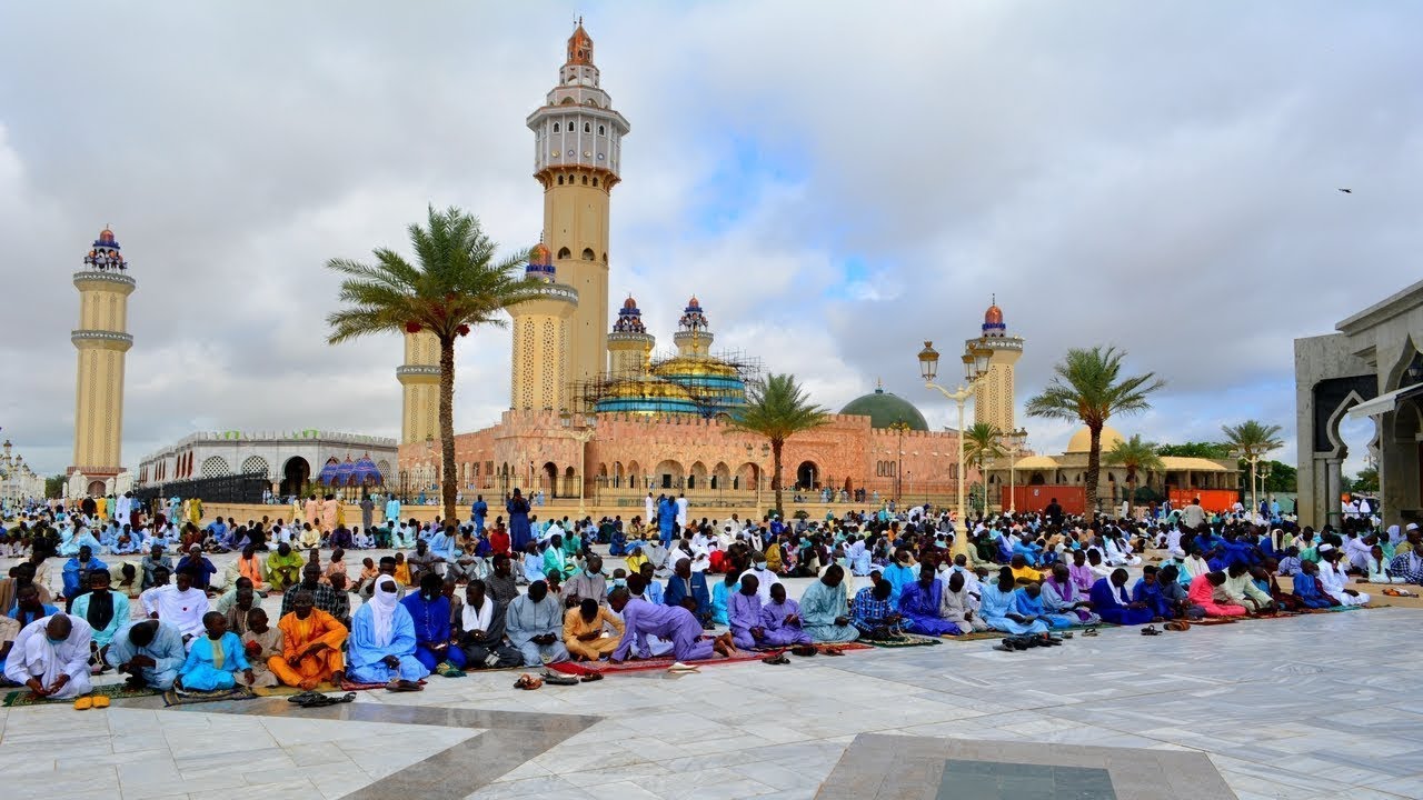 TOUBA et DAKAR| Prière du Vendredi 17/05/2024 à la Grande Mosquée de Touba