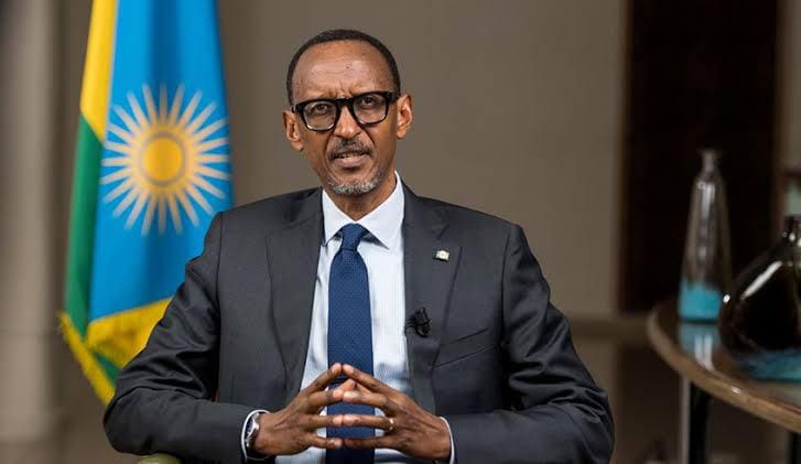 Le président rwandais Paul Kagame , en visite à Dakar pour une durée de 48 heures.