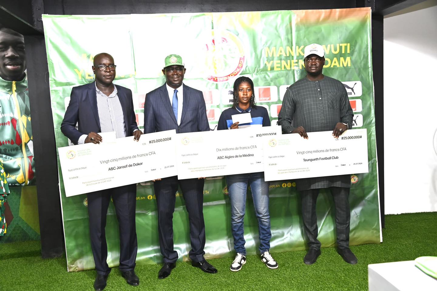 Cérémonie de remise de subventions aux clubs représentant le Sénégal aux compétitions interclubs de la CAF 2024.