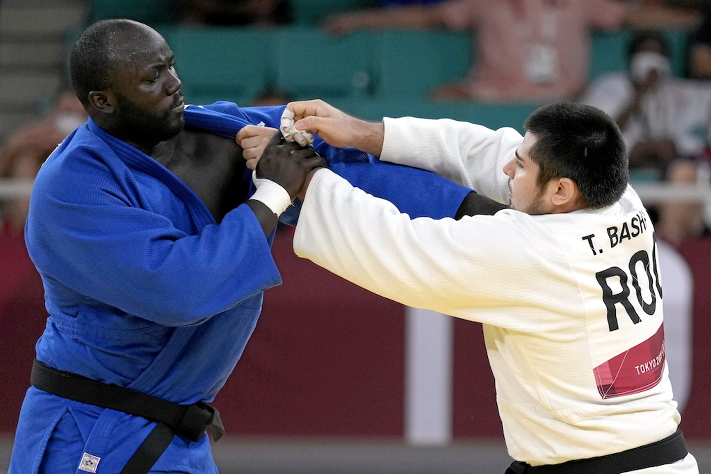 Judo aux JO de Paris 2024 : Mbagnick Ndiaye Éliminé en Huitième de Finale