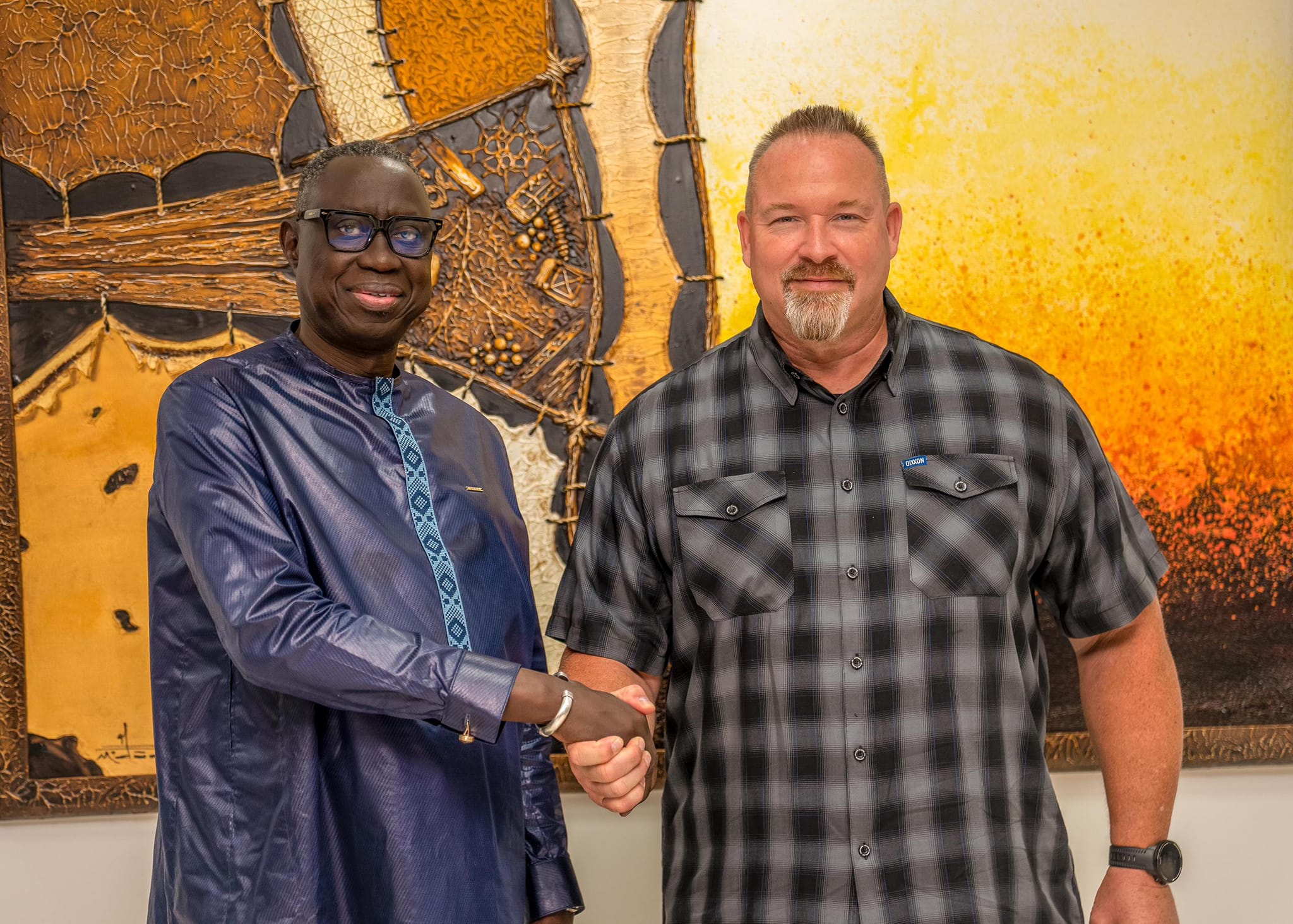 Le Général Jean Baptiste Tine reçoit une délégation américaine pour renforcer la coopération sécuritaire