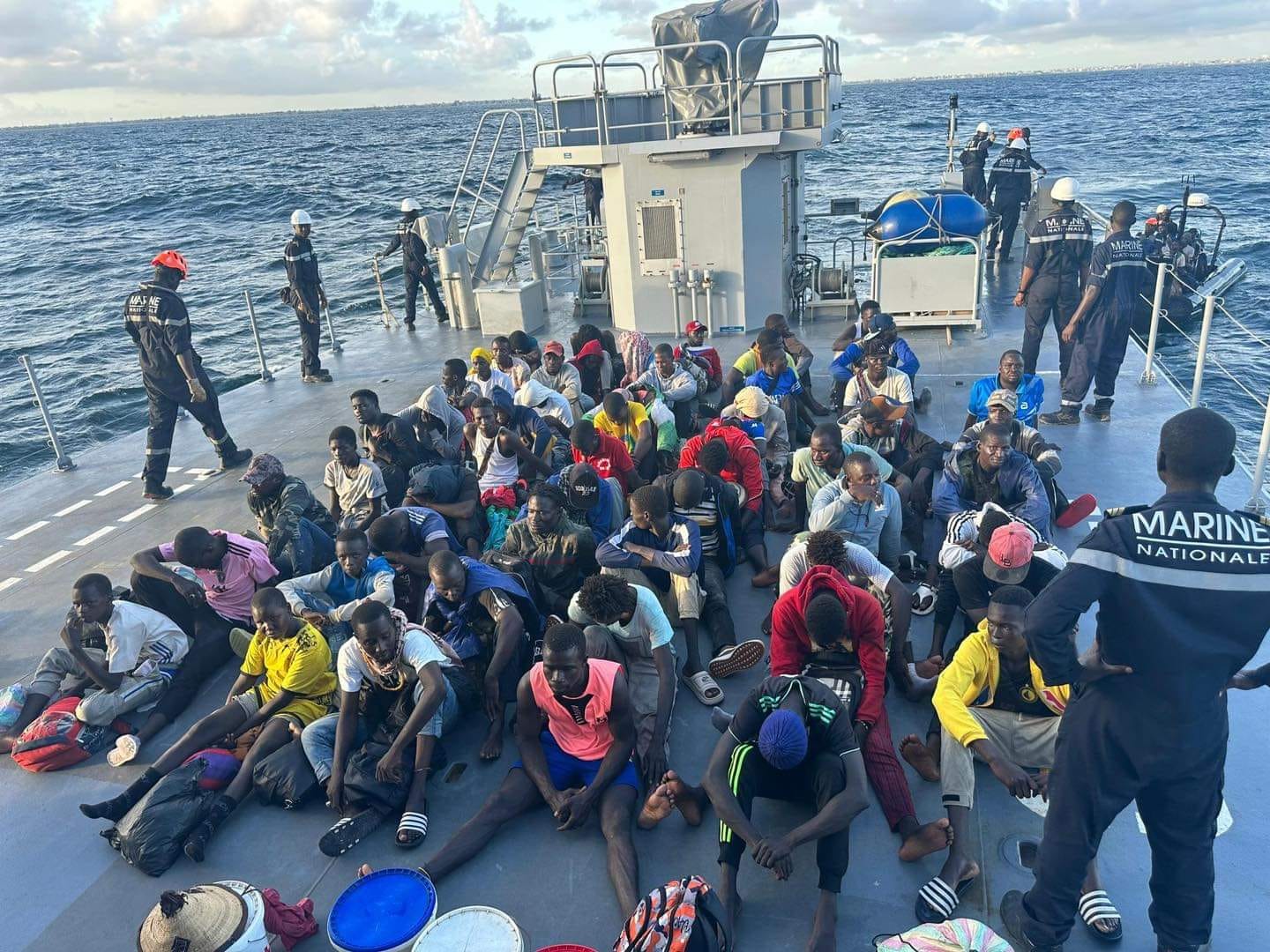 Emigration clandestine : La Marine sénégalaise intercepte une pirogue au large de Dakar