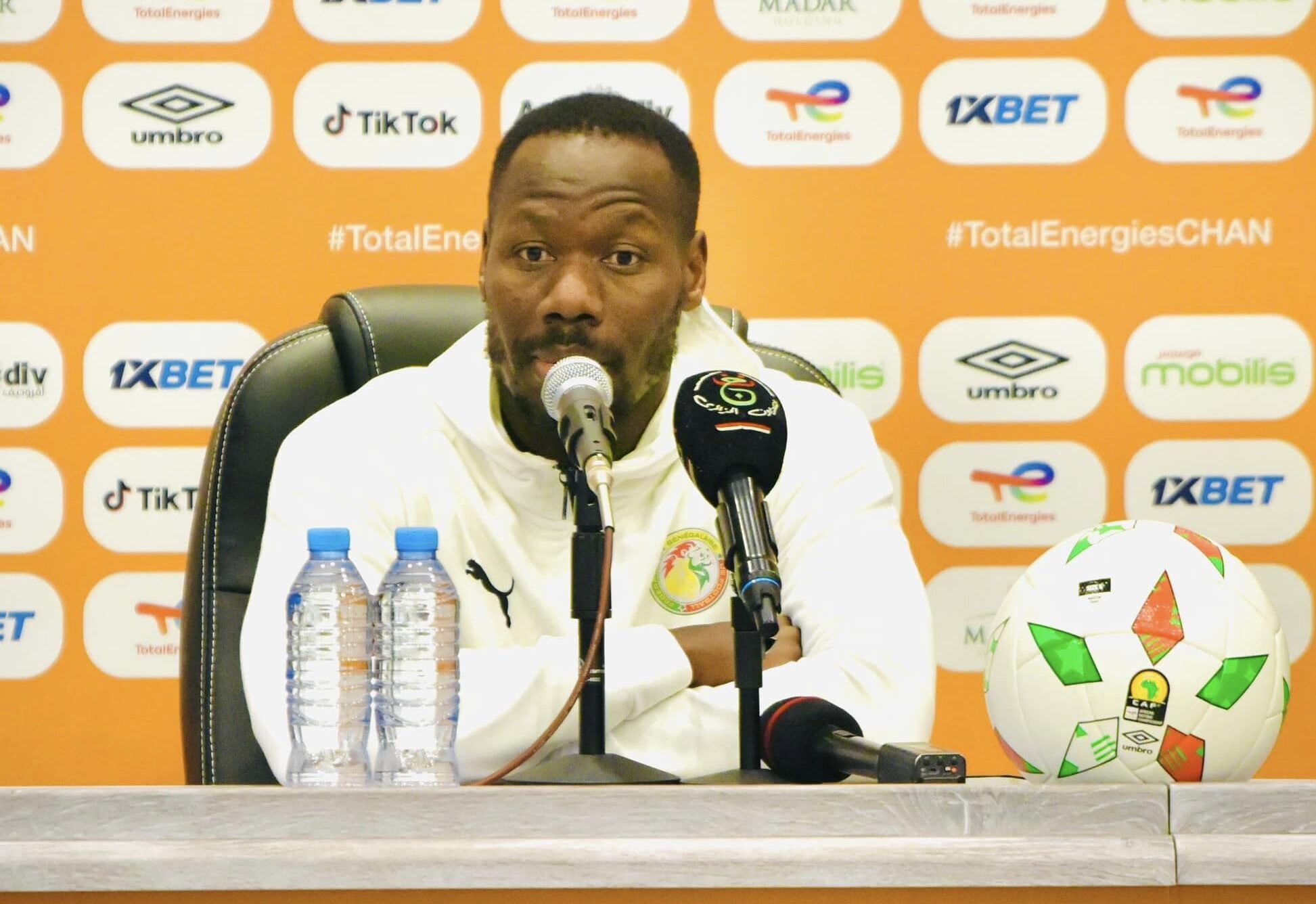 Pape Thiaw : De l’attaque à la tactique, le parcours d’une icône du football sénégalais
