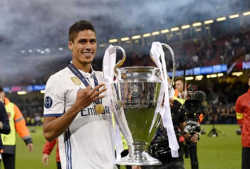 FOOTBALL : Raphaël Varane prend sa retraite à seulement 31 ans