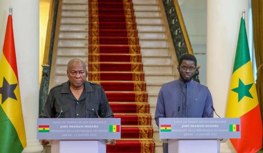 Le Président de la République a accueilli ce vendredi 17 janvier 2025 son homologue, Son Excellence John Dramani Mahama,
