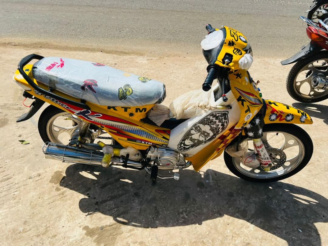 RÉGULARISATION DES DEUX-ROUES AU SÉNÉGAL : LES CONDUCTEURS DE TIAK-TIAK DEMANDENT UN DÉLAI SUPPLÉMENTAIRE