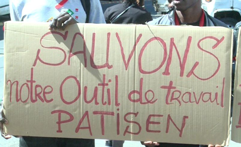 Patisen: les travailleurs furieux contre la Direction: «les salaires sont…notre santé…l’usine est…