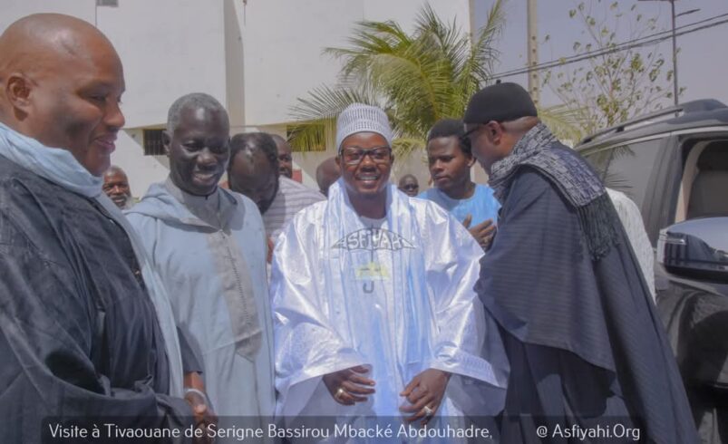 Serigne Bassirou Mbacké Abdouhadre en visite à Tivaouane : Un symbole fort de fraternité interconfrérique
