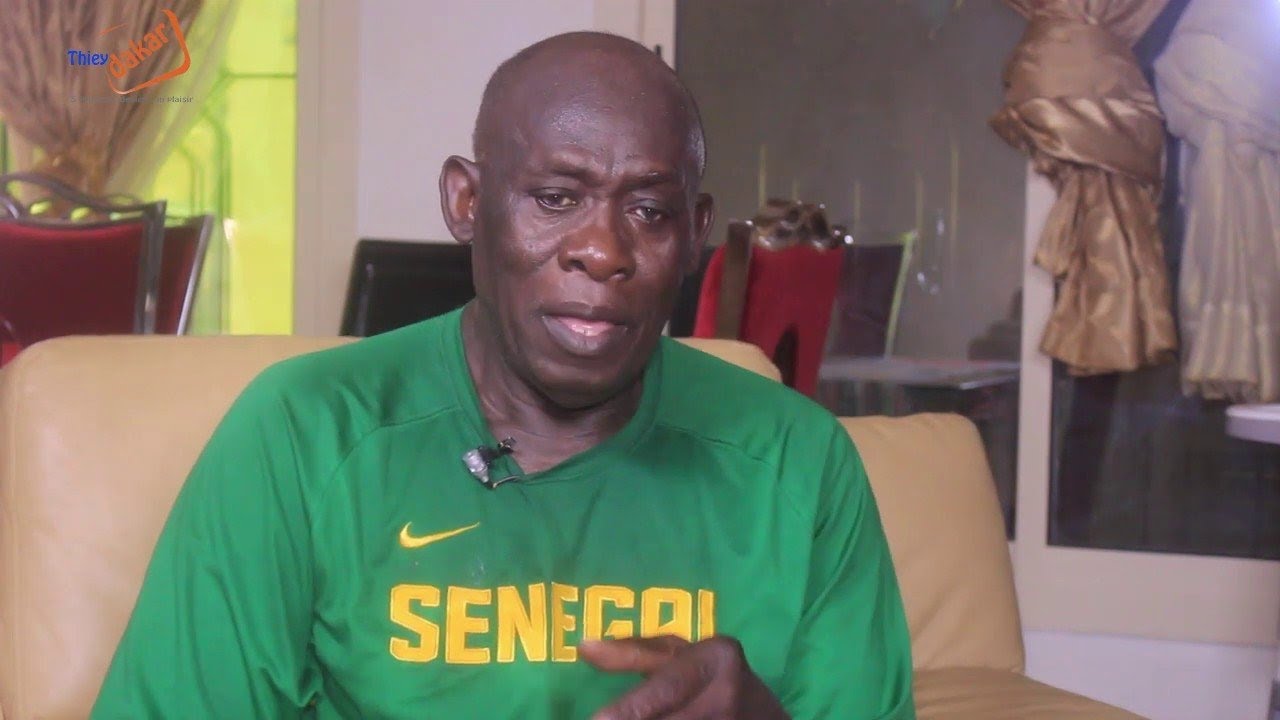 BABA TANDIAN DUNK SUR LA TETE BABACAR NDIAYEMonsieur Ndiaye, votre gestion de la FSBB n’a, à mon sens, pas seulement stagné,