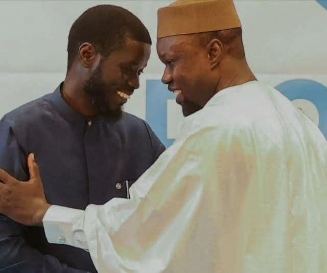 𝗝𝗲 𝗽𝗿𝗲́𝗳𝗲̀𝗿𝗲 « 𝗦𝗼𝗻𝗸𝗼 𝘄𝗮𝘅𝗼𝗼𝗻 𝗻𝗮𝗸𝗼 » 𝗮̀ « 𝗹𝗲 𝗙𝗠𝗜 𝗹’𝗮 𝗱𝗶𝘁 »