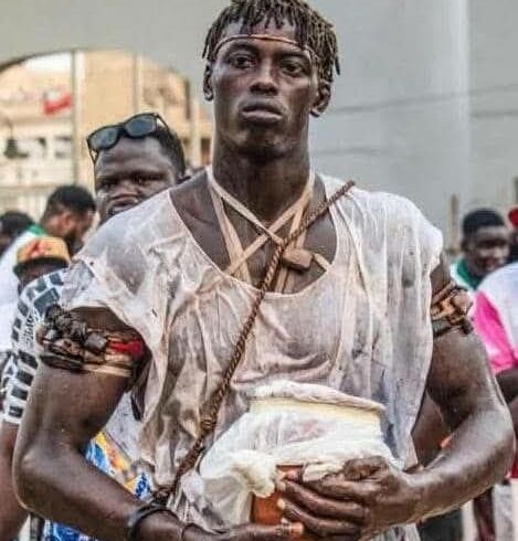 LUTTE SÉNÉGALAISE / LA JEUNESSE DE PRINCE TRIOMPHE L’ EXPÉRIENCE DE MODOU ANTA