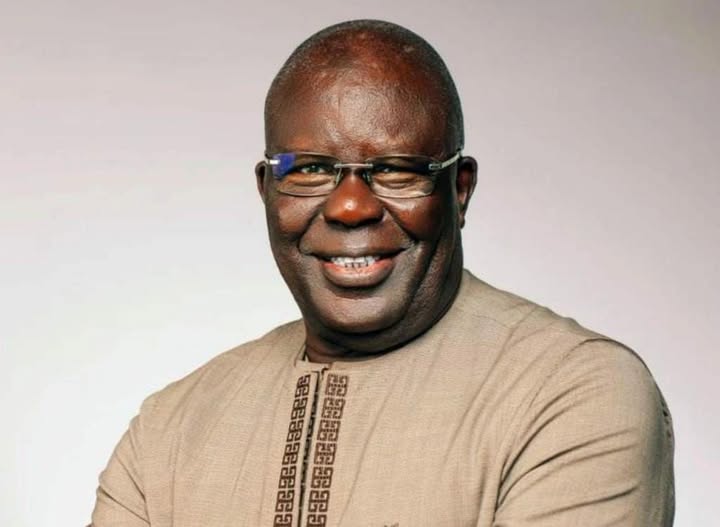 Babacar Gaye décortique le Tera Meeting : entre catharsis manquée et théâtre d’ombres