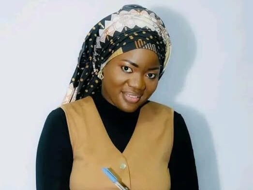 Monsieur El Hadj Ndiaye, PDG de la 2STV et porte-parole autoproclamé de « Sénégal Demain », vous permettez ?