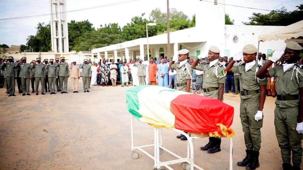 Levée de Corps de l’Adjudant Adama NDIAYE : Une cérémonie empreinte d’émotion et d’hommage