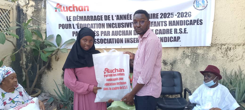 AUCHAN ET l’A.R.H.S. UNIS POUR L’ INCLUSION SCOLAIRE DES ENFANTS HANDICAPÉS
