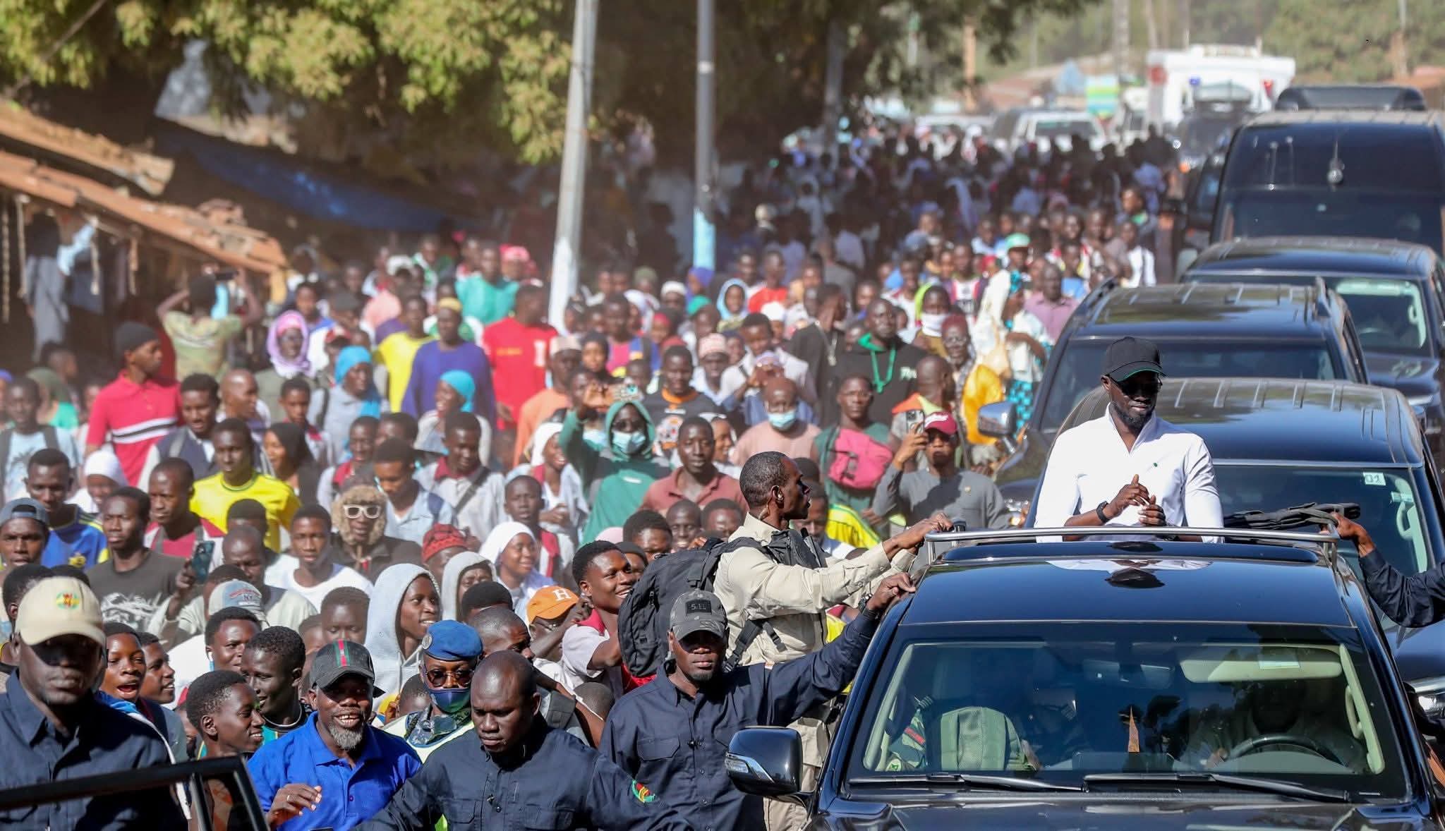CASAMANCE : TOURNÉE ÉCONOMIQUE, FOULE ABSENTE… ET PRÉSIDENT DIOMAYE EN SOLO