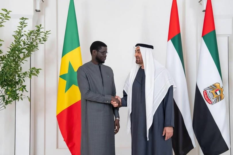 Au moment de quitter Abu Dhabi, je tiens à exprimer ma profonde gratitude à Son Altesse Cheikh Mohamed Ben Zayed Al Nahyan, Président des Émirats arabes unis, pour l’accueil chaleureux,