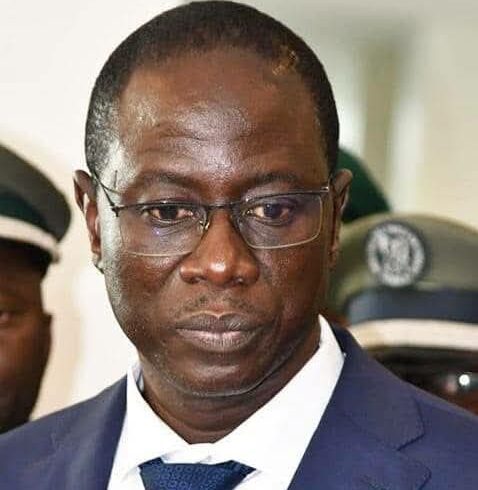 RECRUTEMENT D’ ENSEIGNANTS – CHERCHEURS À L’ ÉTRANGER : L’ ÉTAT PROTÈGE SON CAPITAL HUMAIN