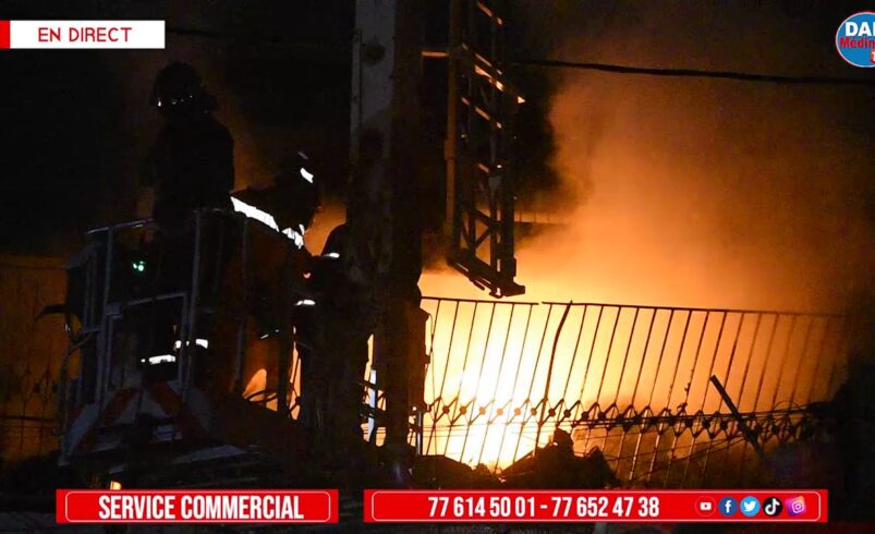 URGENT / MÉDINA : UN DÉPÔT ALIMENTAIRE RAVAGÉ PAR UN VIOLENT INCENDIE SPECTACULAIRE À LA RUE 25 x 18