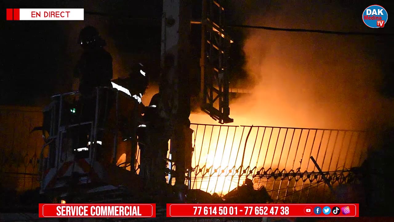 URGENT / MÉDINA : UN DÉPÔT ALIMENTAIRE RAVAGÉ PAR UN VIOLENT INCENDIE SPECTACULAIRE À LA RUE 25 x 18