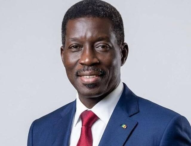 Rimbakh Sylla : La Symphonie de la Concorde Il est des lieux que l’on ne rejoint pas par hasard, mais par une quête d’absolu.